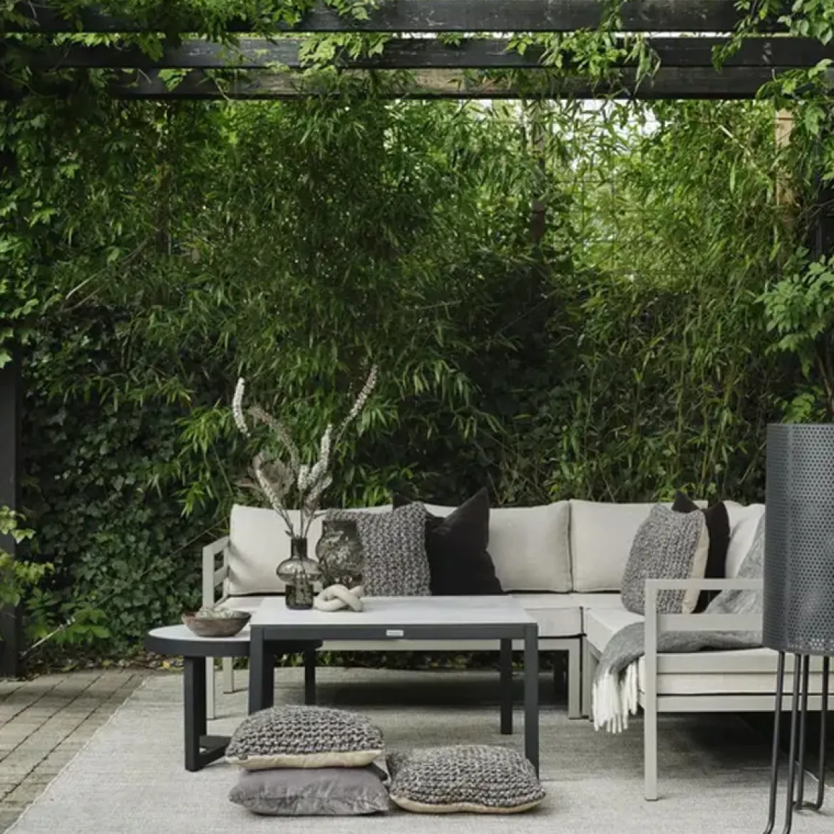 Bijzettafel voor buiten betonlook - Brafab Itonda