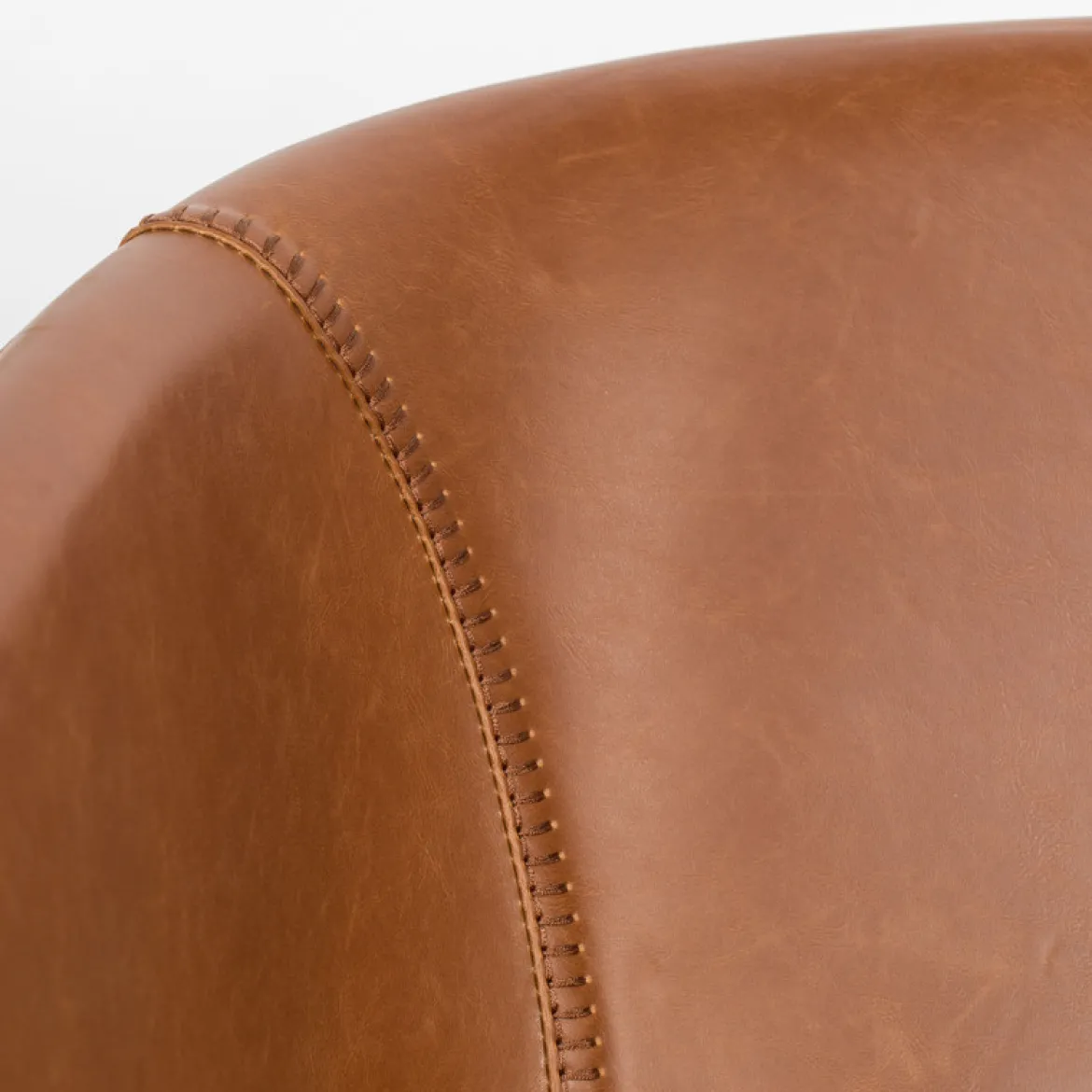 Design fauteuil kuipzitting - Zuiver Feston