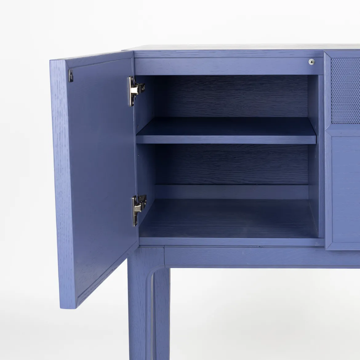 Design kast op hoge poten - Zuiver June