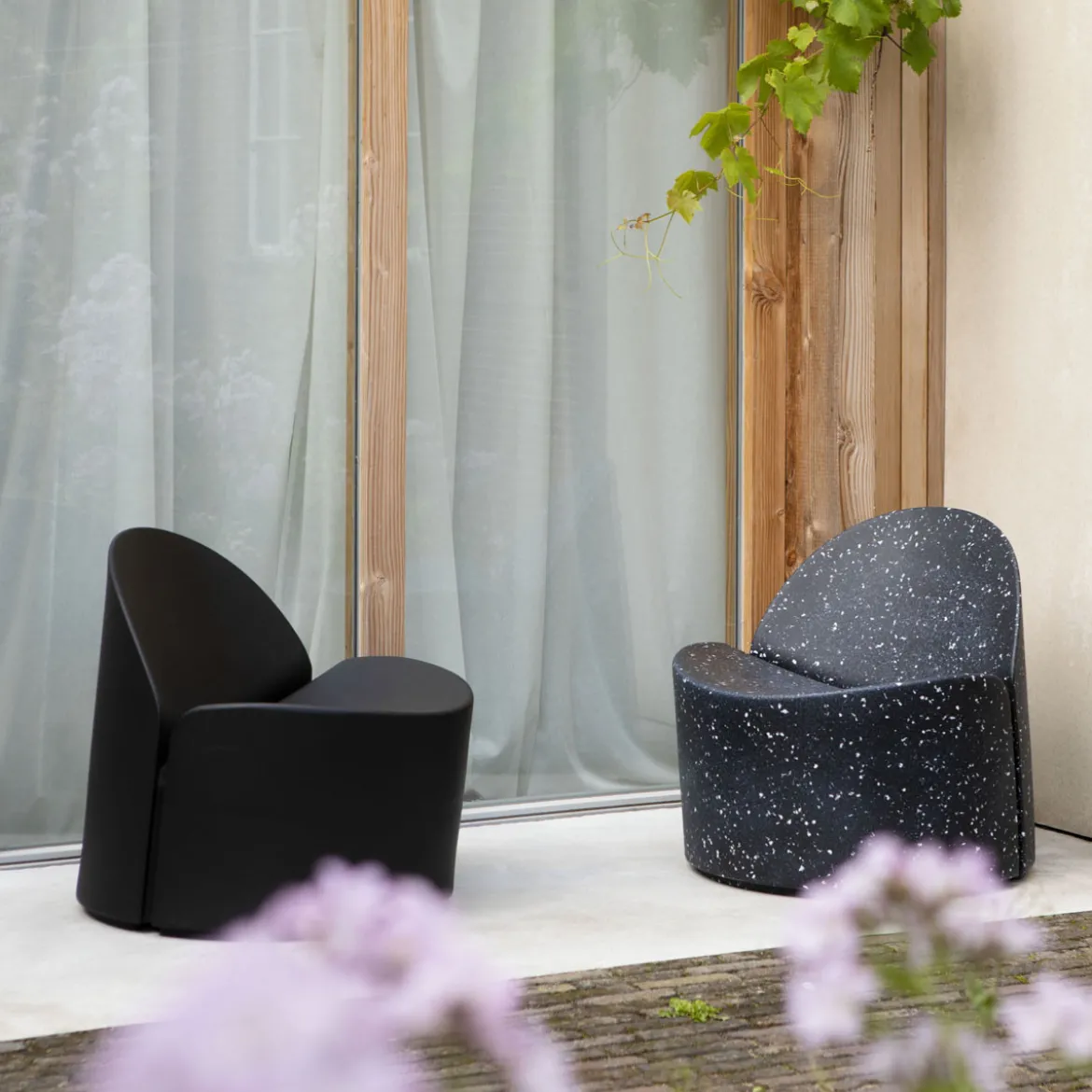 Design tuinstoel gerecycled kunststof - Zuiver Bloom