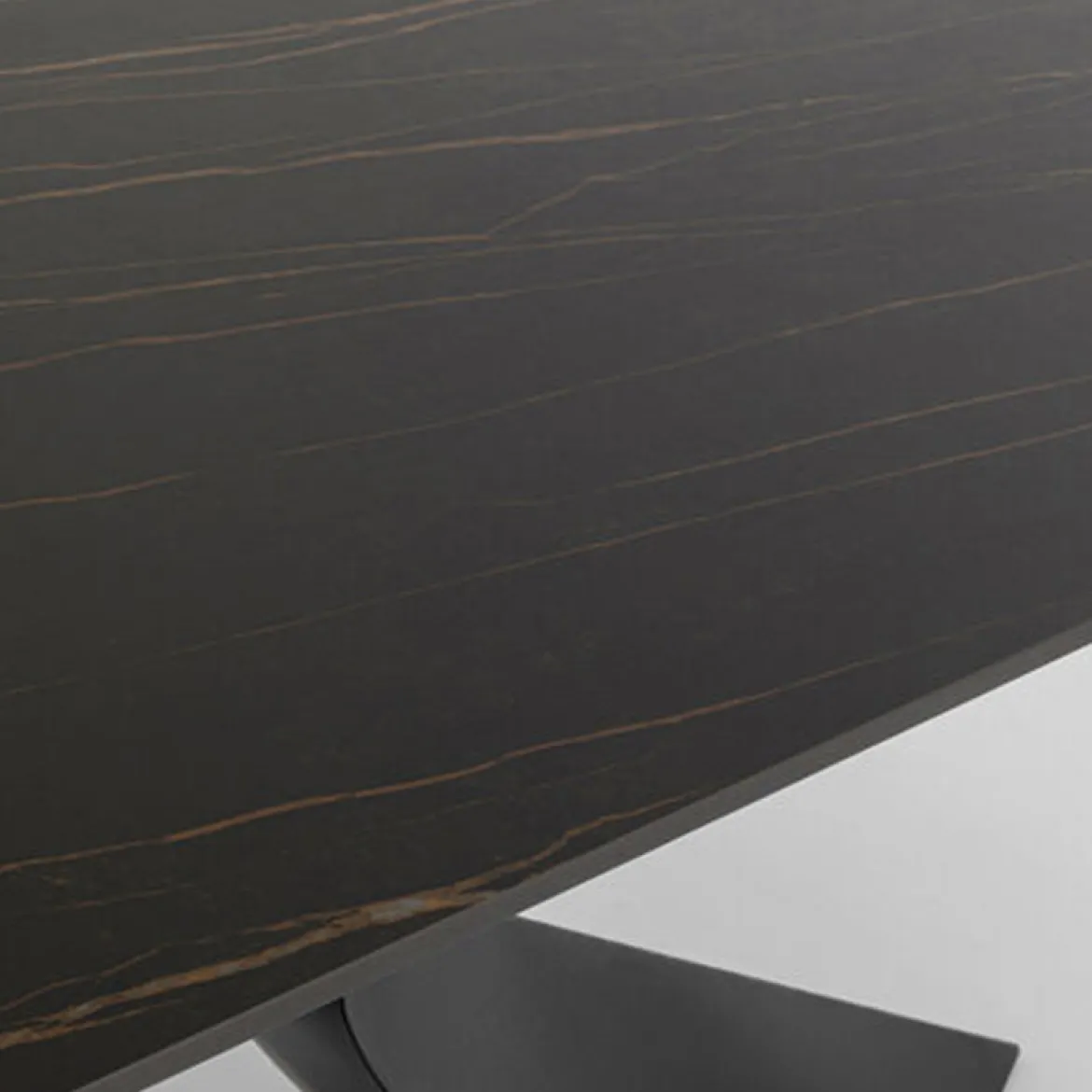 Design tuintafel zwart keramiek - Kare Design Gloria Outdoor