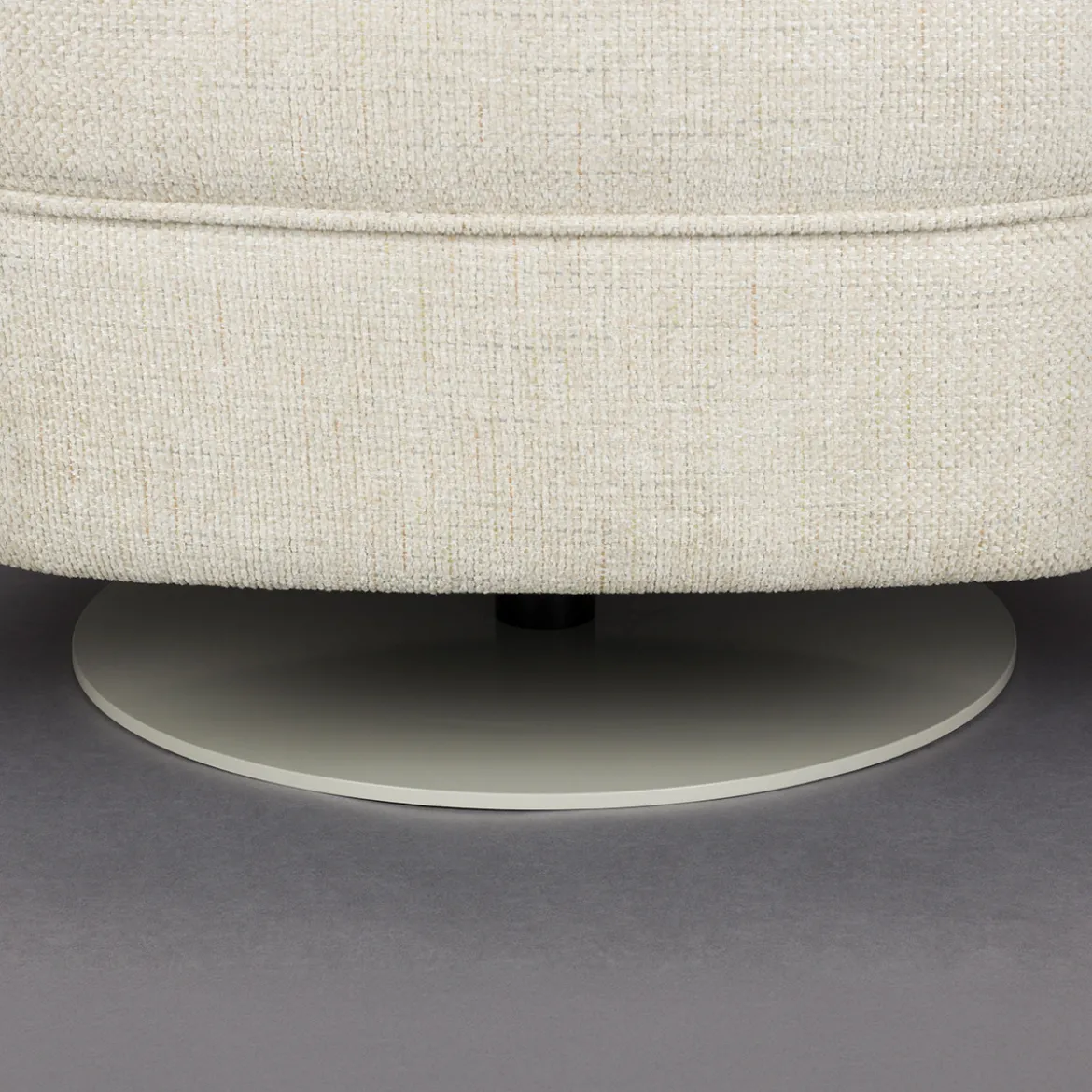 Draaibaar fauteuil beige - Dutchbone Flower