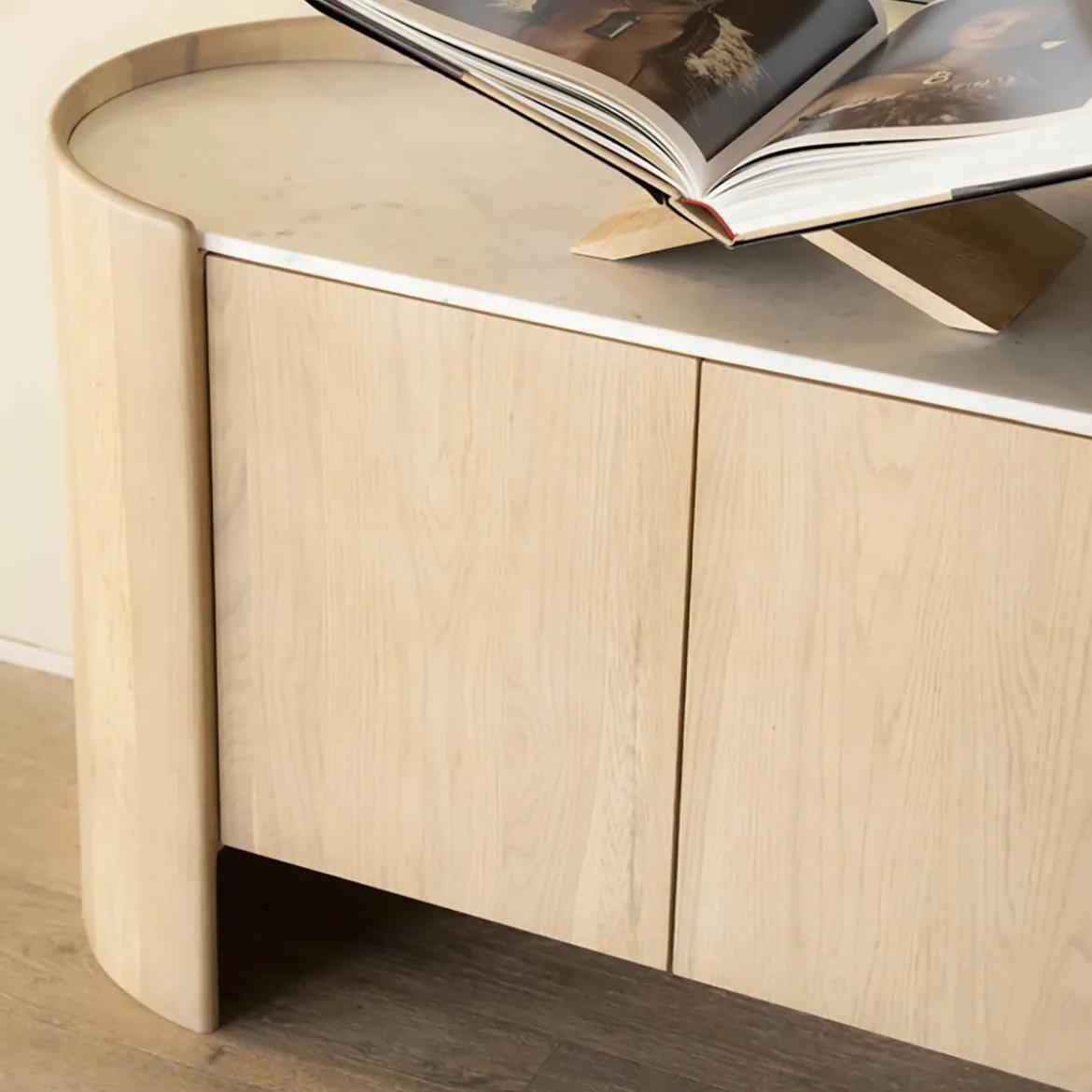 Dressoir eiken met wit marmer - Eleonora Don