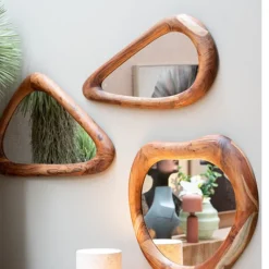 Driehoek spiegel acacia hout - Kare Design Jorge