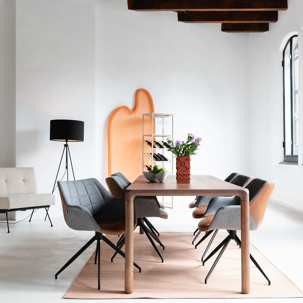 Eettafel hout modern design - Zuiver Storm