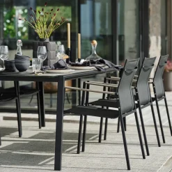Eettafel voor buiten betonlook glas - Brafab Lyra