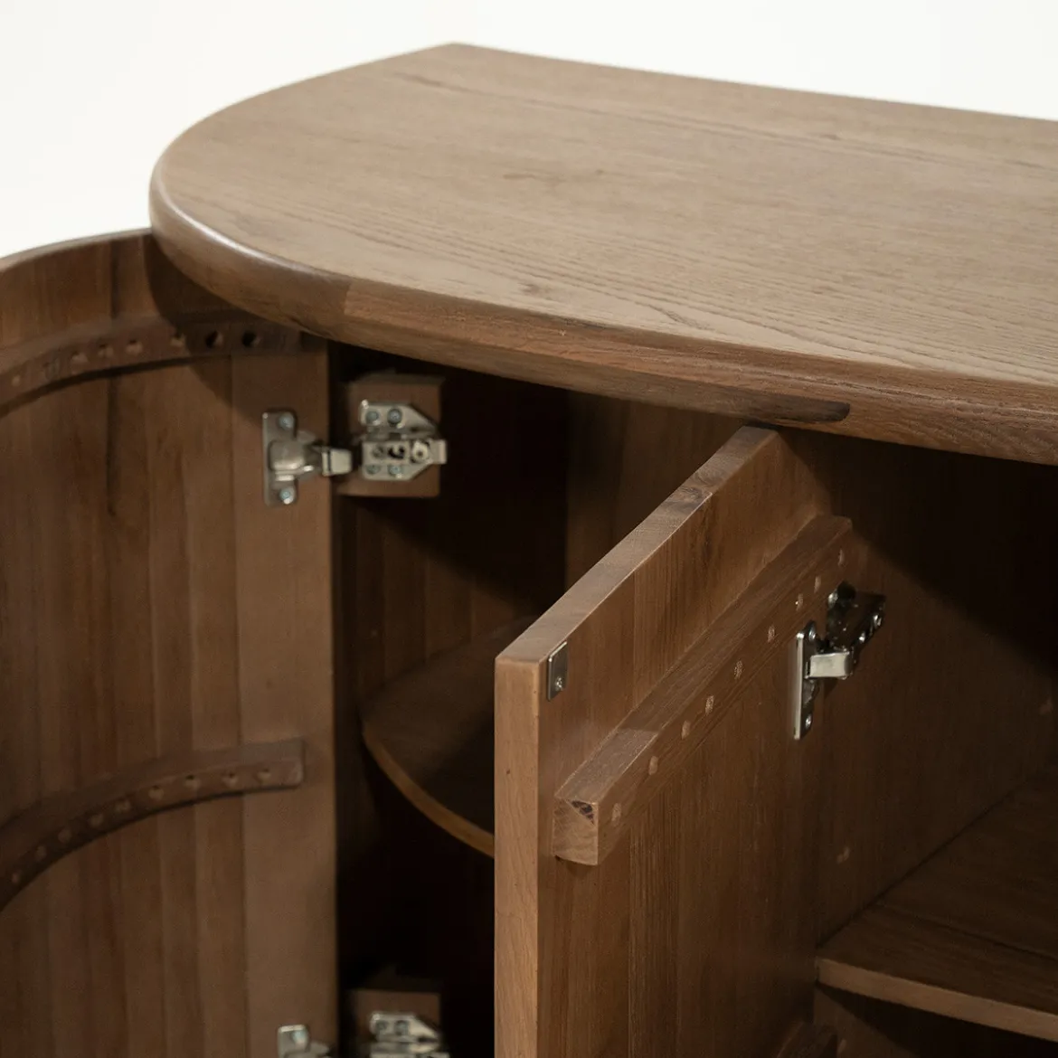 Eiken dressoir golvend design - Eleonora Josh
