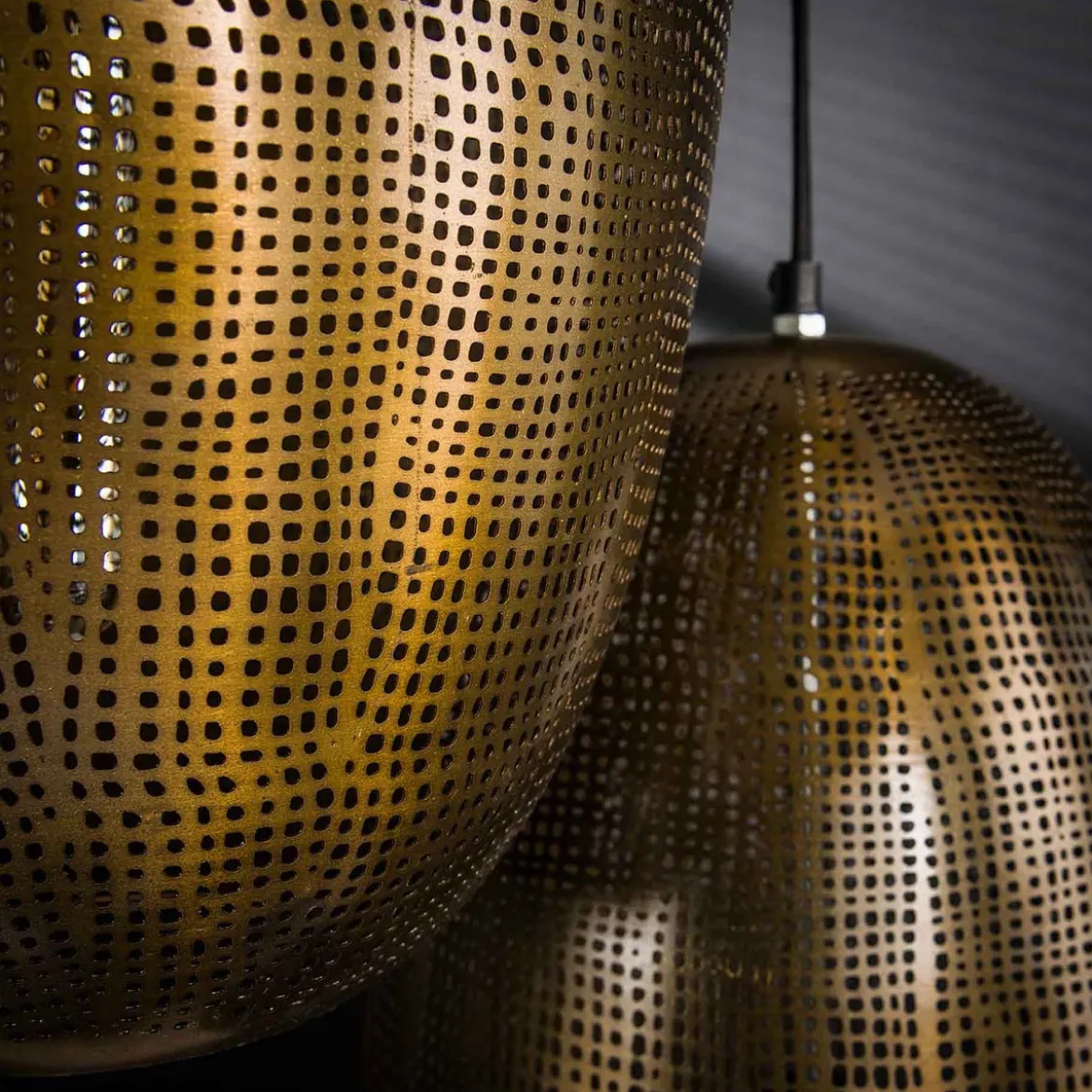 Getrapte hanglamp brons met gaatjes - Santa Cosmic