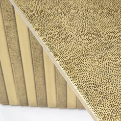 Gouden sidetable houtsnijwerk - Kare Design Malaga