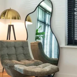 Gouden spiegel organische vorm - Richmond Interiors Alton