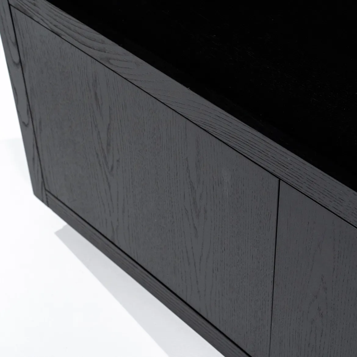 Hoge kast zwart eiken 120 cm - Eleonora Helsinki