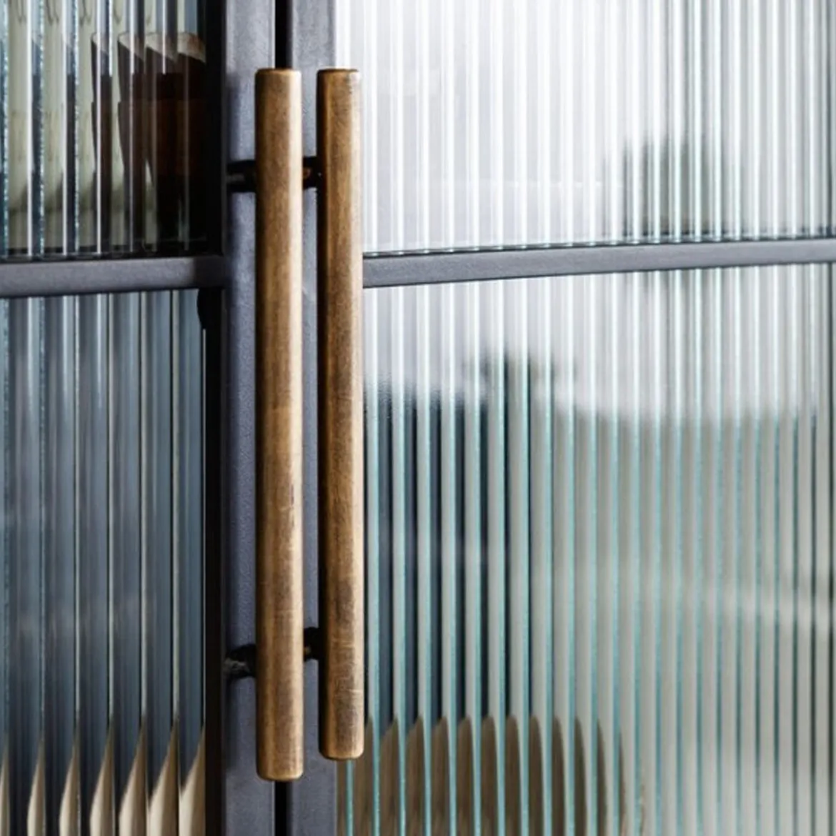 Hoge wandkast met ribbelglas - Kare Design Gomera