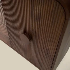 Houten dressoir met ronde hoeken - Bodio Matala