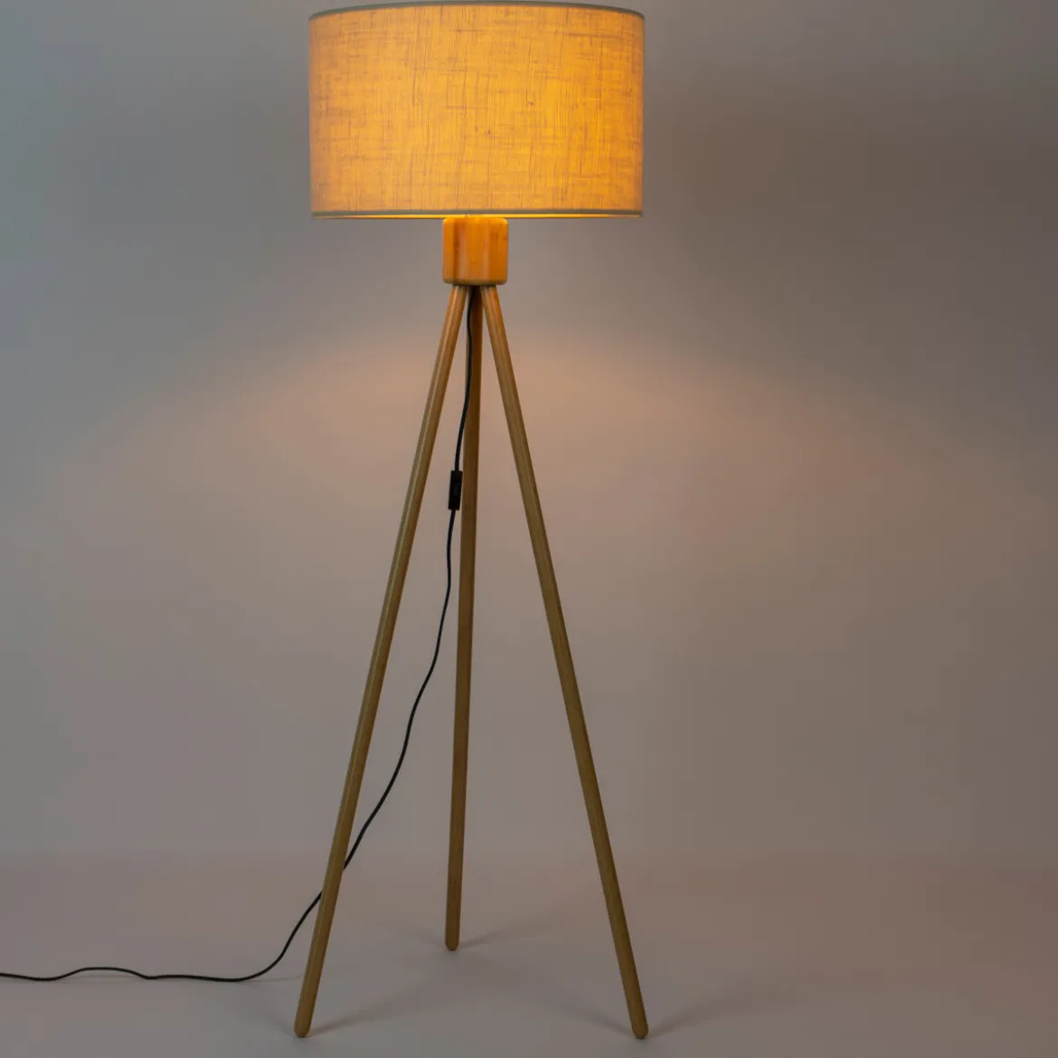 Houten driepoot vloerlamp - Zuiver Fan Bamboo