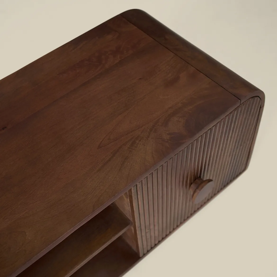 Houten tv-meubel met ronde hoeken - Bodio Matala