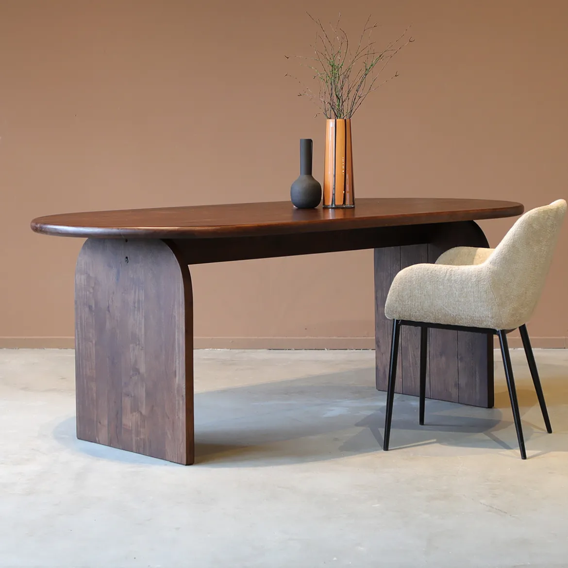 Japandi eettafel ronde hoeken - Bodio Yuna