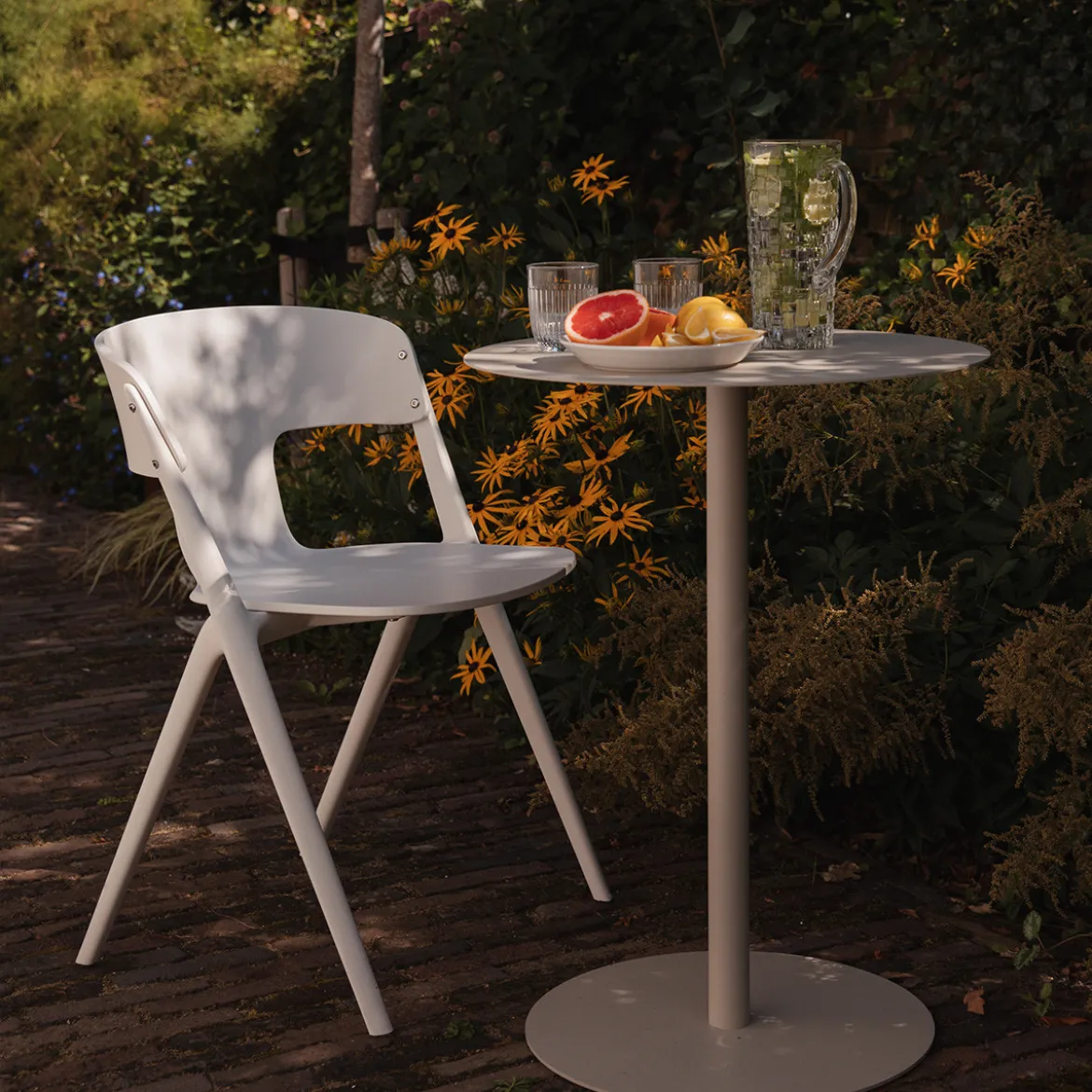 Kunststof design tuinstoel stapelbaar - Zuiver Horizon