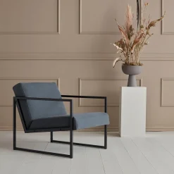 Moderne fauteuil met armleuningen samenstellen - Innovation Living Vikko Arm