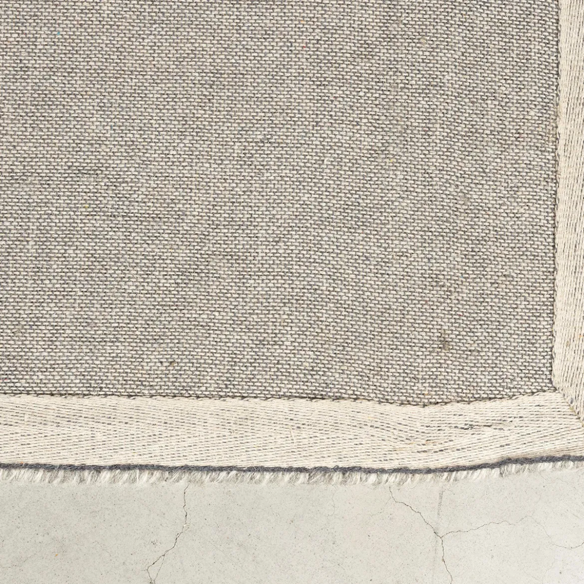 Modern vloerkleed grijs creme - Zuiver Frantic