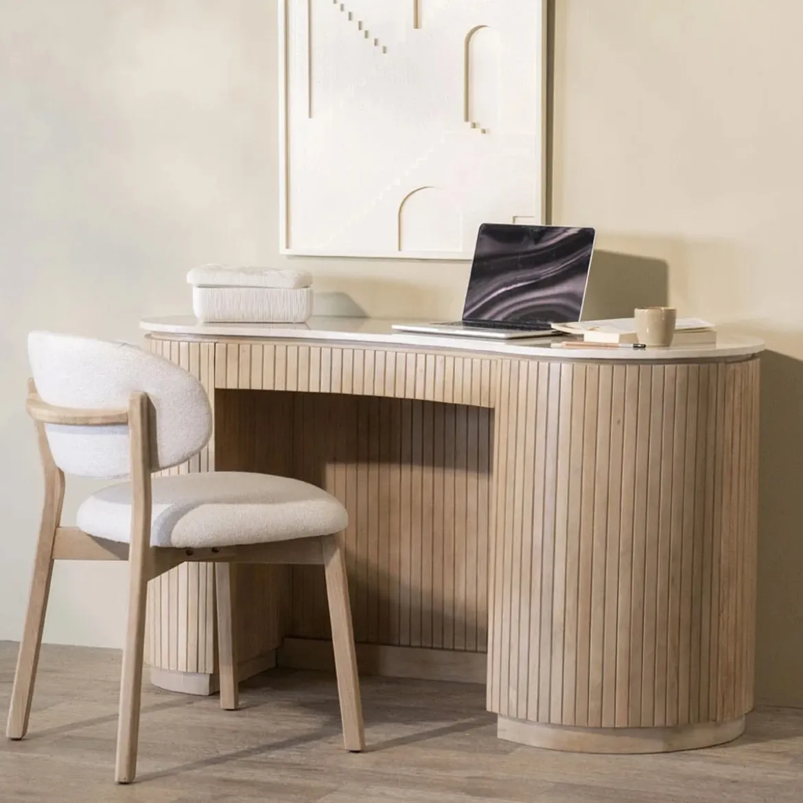 Organisch bureau marmer met ribbel hout - Eleonora Kira