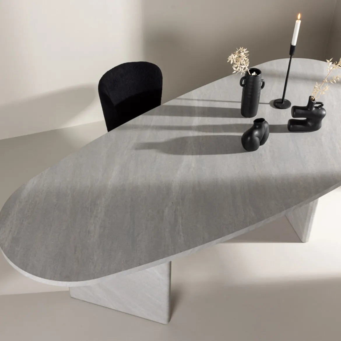 Organische eettafel groot wit - Lavis Gronvik