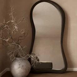 Organische passpiegel houten frame - Bodio Cosina