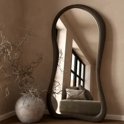 Organische passpiegel houten frame - Bodio Cosina