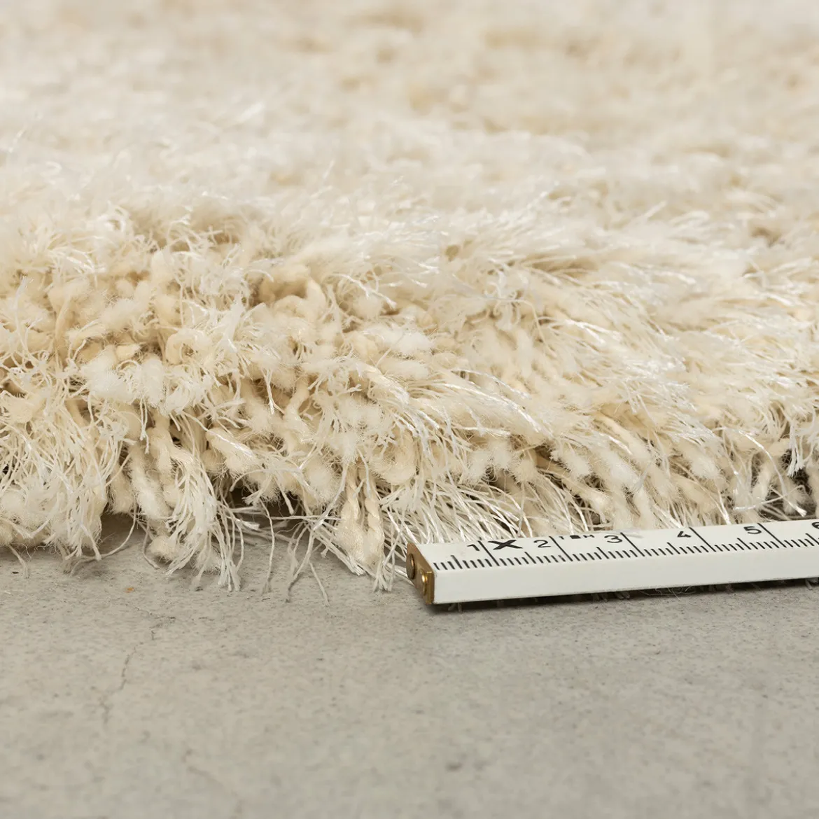 Organisch vloerkleed hoogpolig beige - Zuiver Tasty