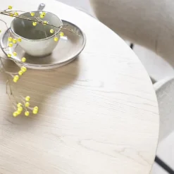 Ronde eettafel 130 cm eikenfineer - Eleonora Nola