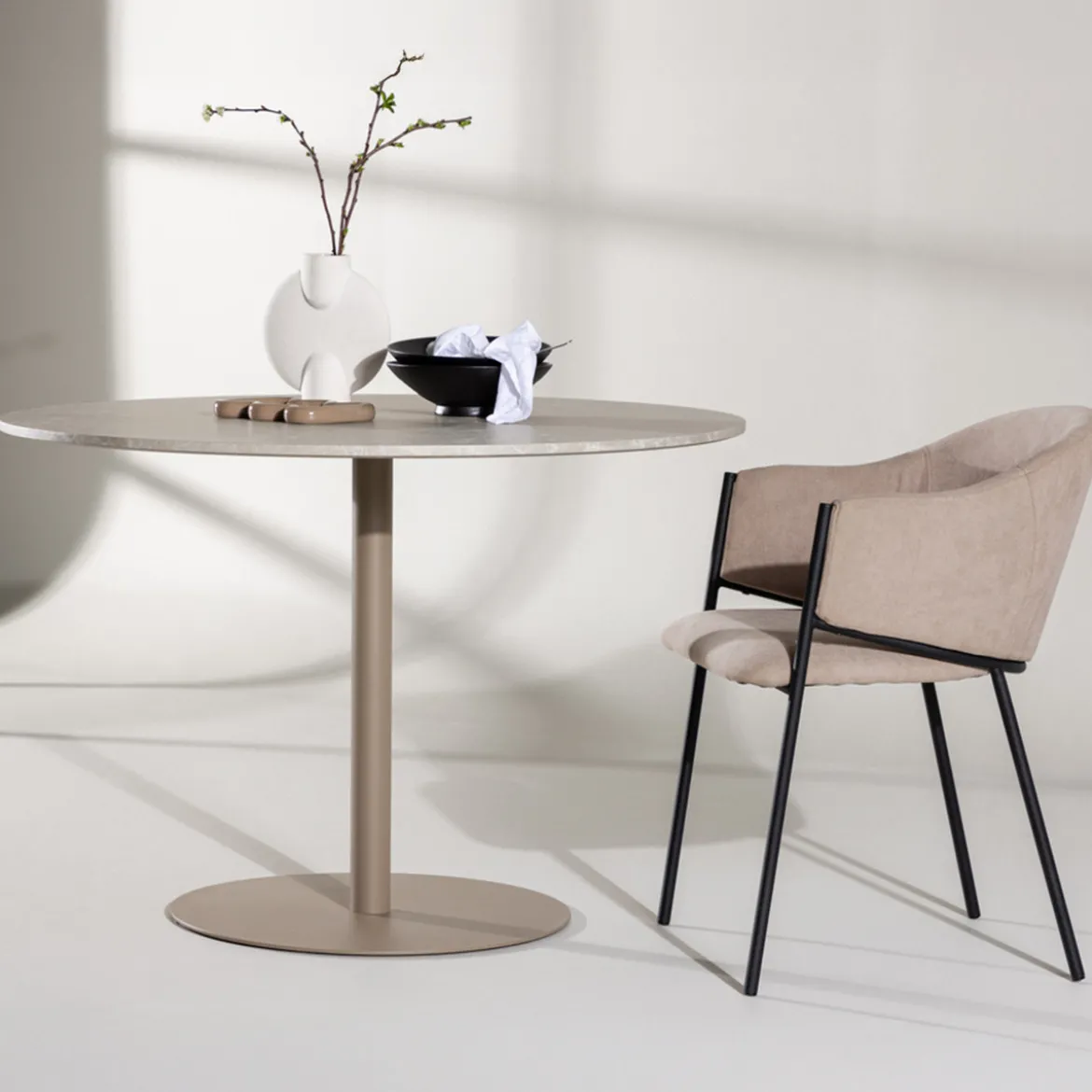 Ronde eettafel met marmerlook - Lavis Lycke