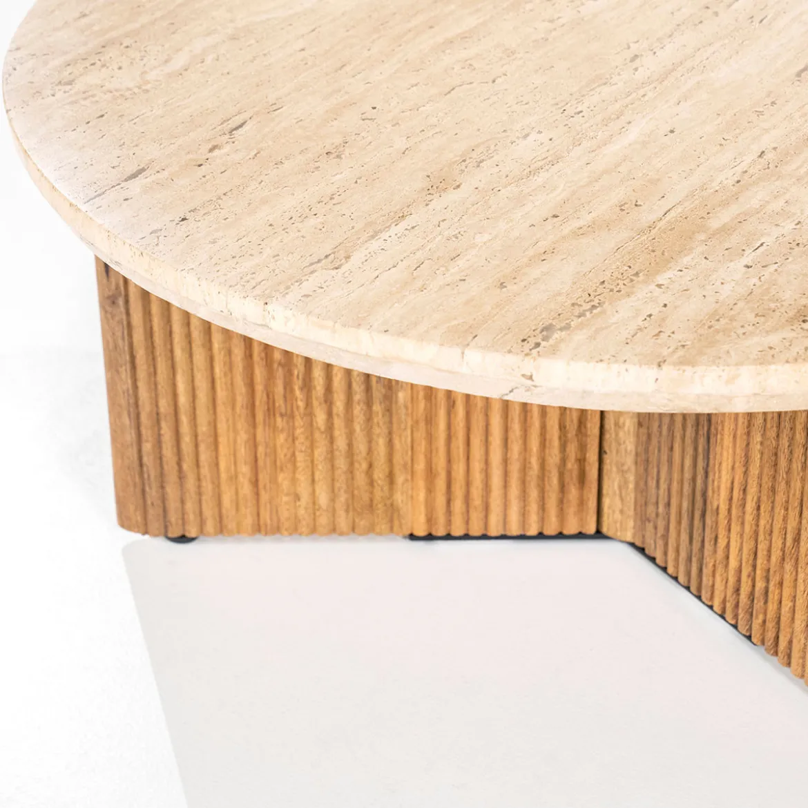 Ronde salontafel met travertin blad - Eleonora Sara