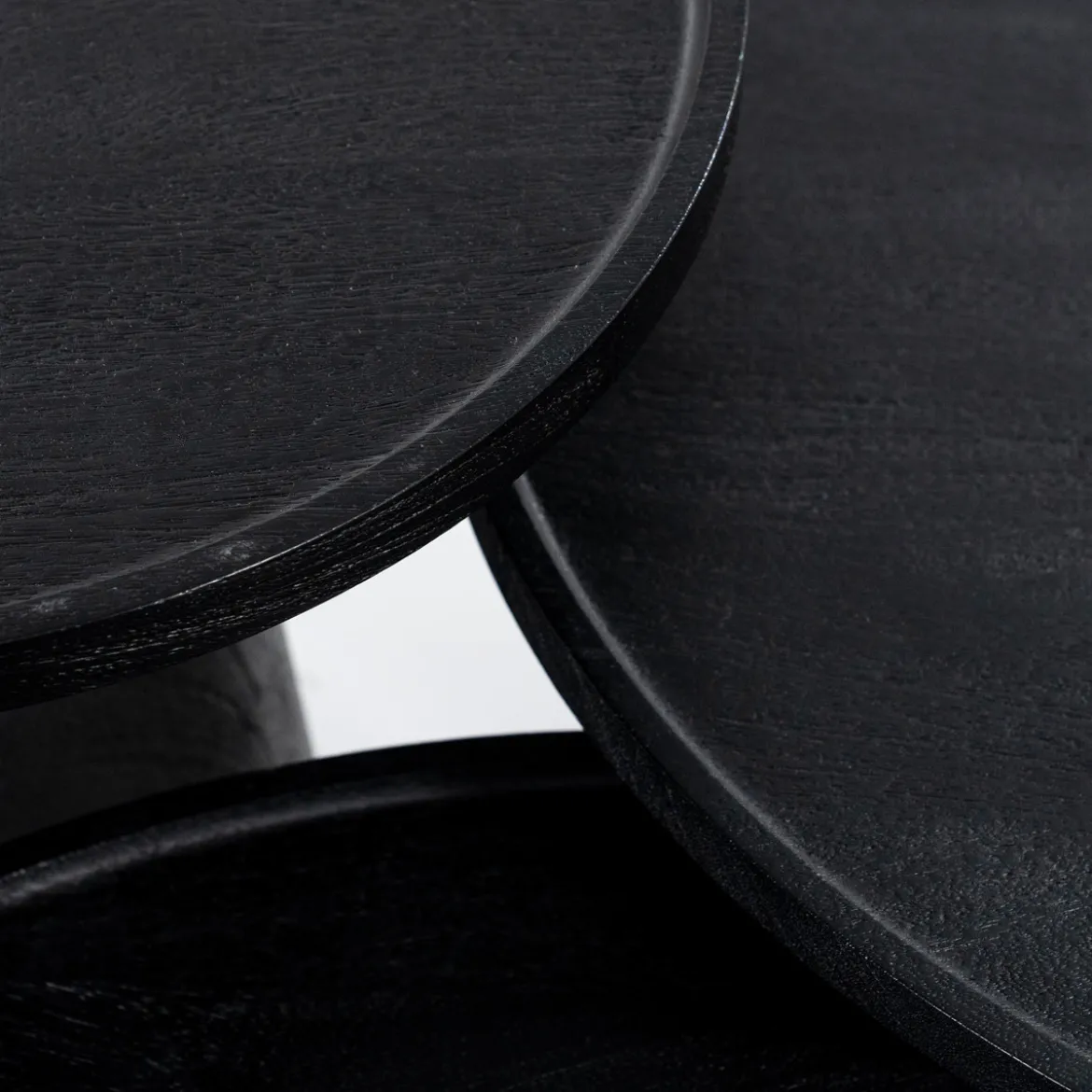 Ronde salontafel zwart mangohout - Eleonora Ron