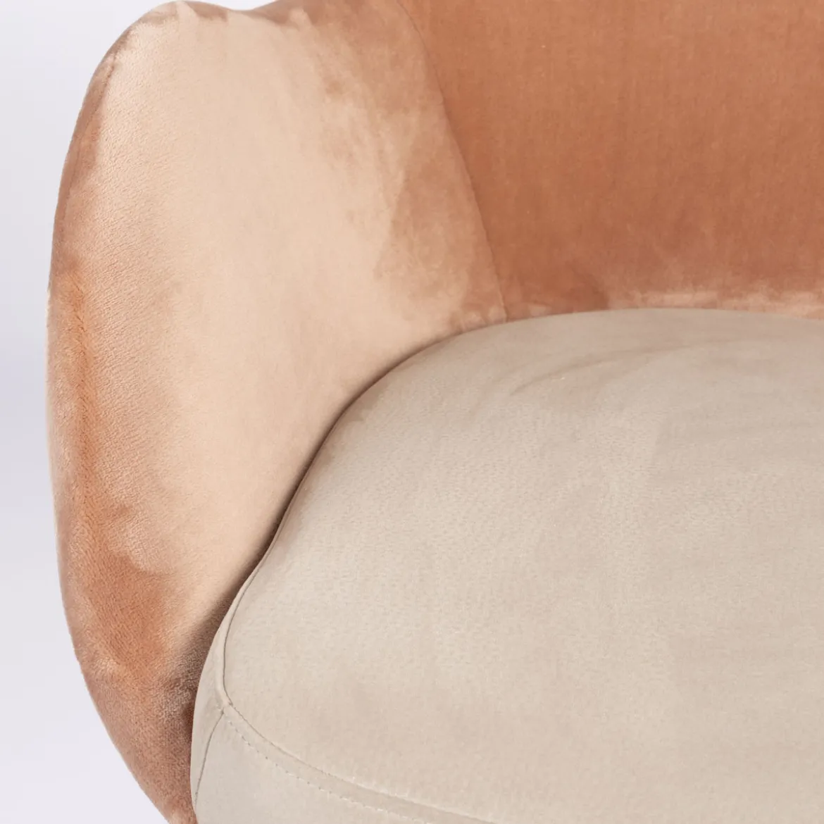 Roze fauteuil organische vormen - Zuiver Friuli