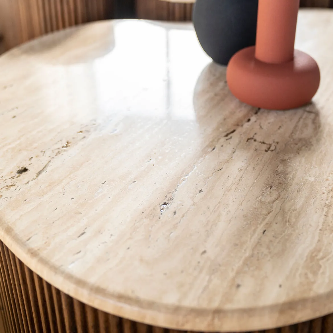 Salontafel met travertin blad - Eleonora Mari
