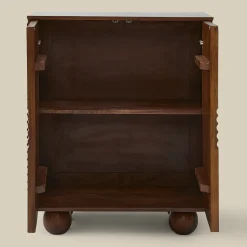 Smal dressoir kastje met houtsnijwerk - Bodio Yemi