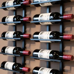 Stalen wijnrek muur - Bodio Reserva 10