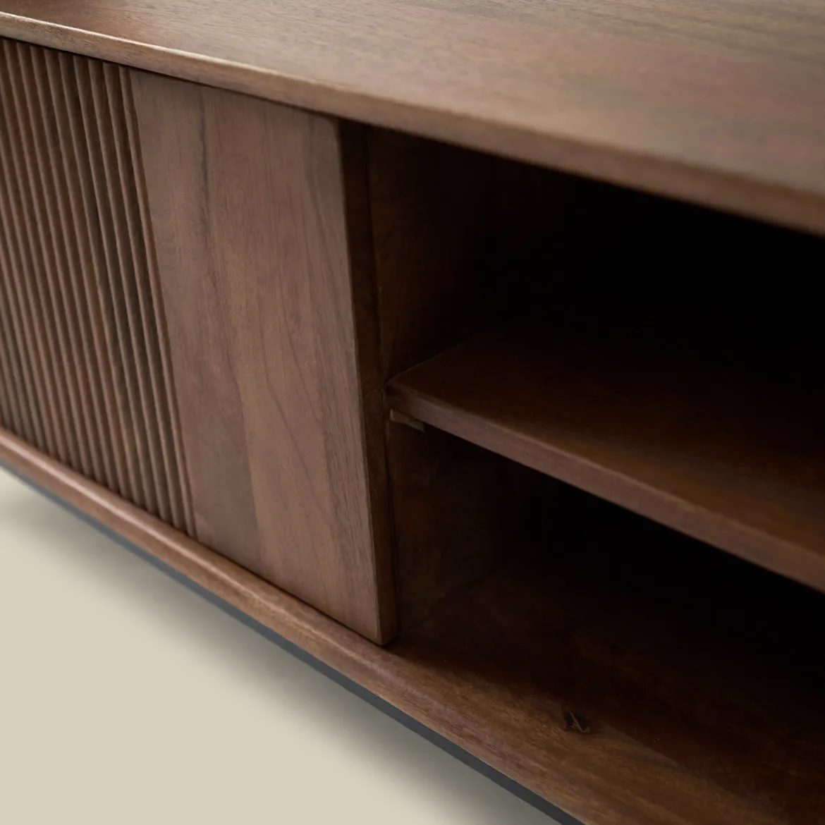 Tv-meubel hout met ribbels (staand/hangend) 140 cm - Bodio Clark