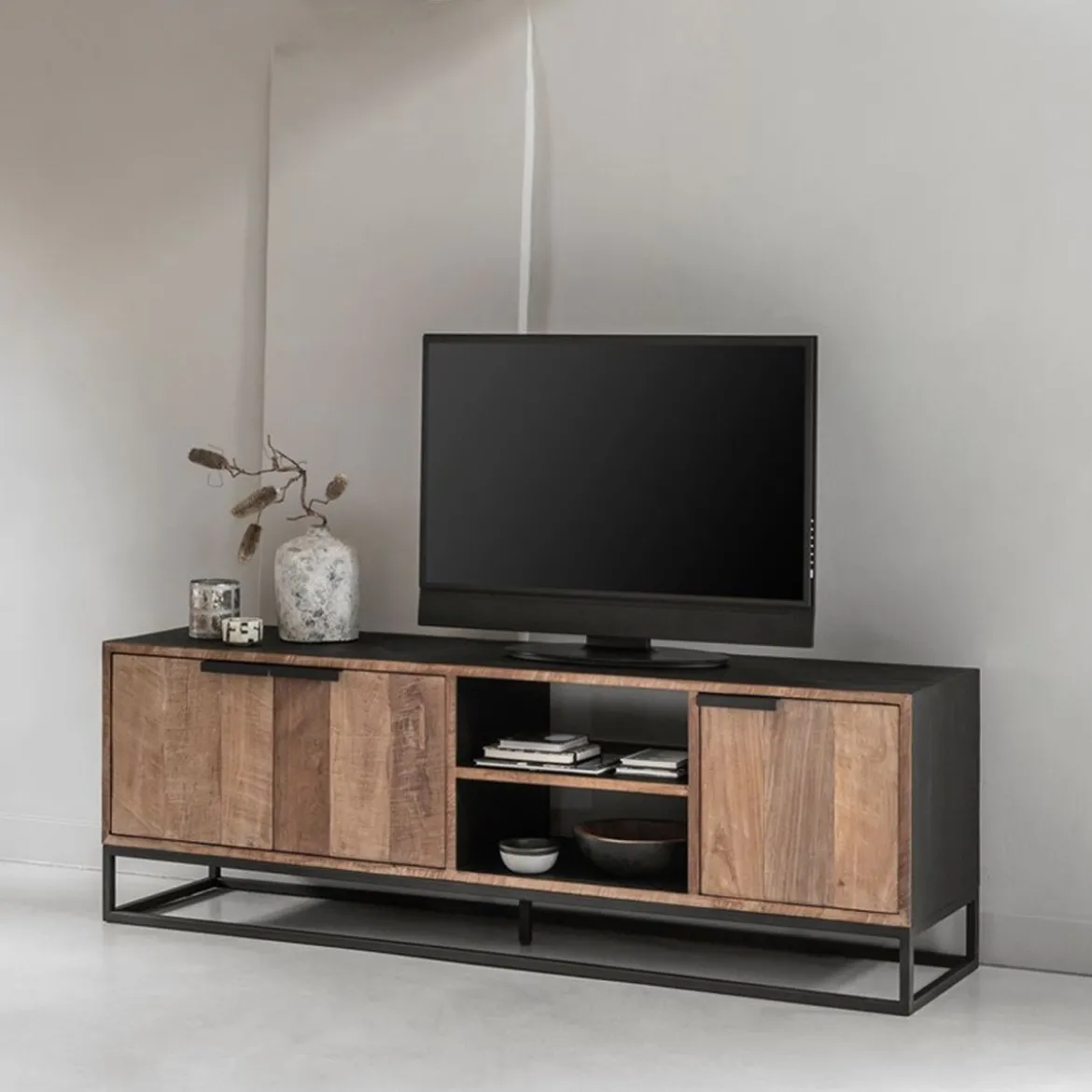 Tv-meubel zwart teak - DTP Home Cosmo