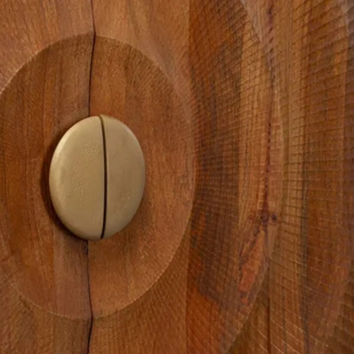 Unieke kast met houtsnijwerk deuren - Kare Design Madeira Bright