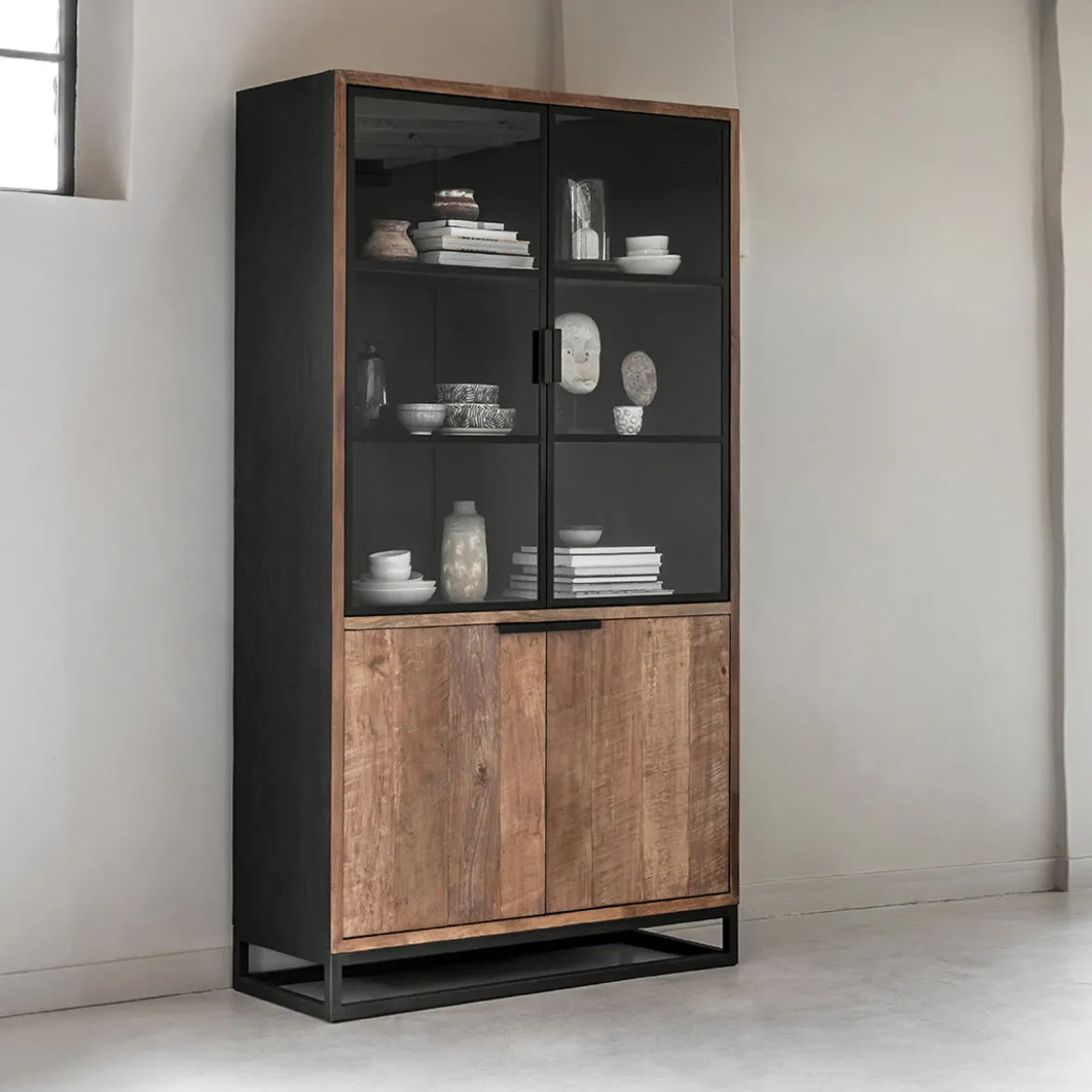Vitrinekast No.2 Small - DTP Home Cosmo