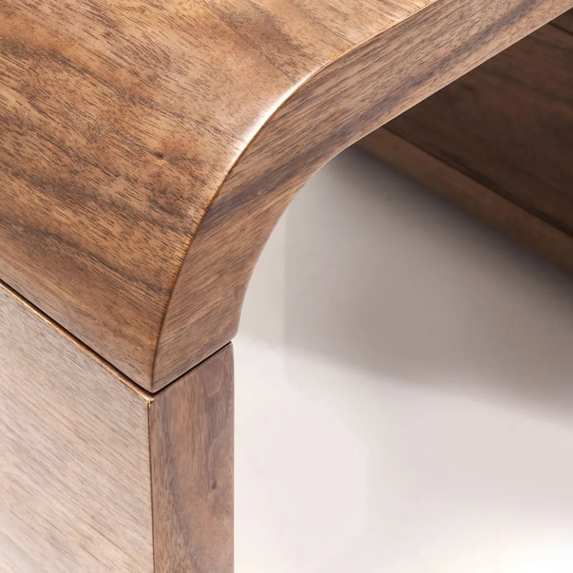 Walnoot design bureau met lades - Kare Design Snake