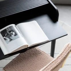 Zwart design bureau - Zuiver Barbier Black