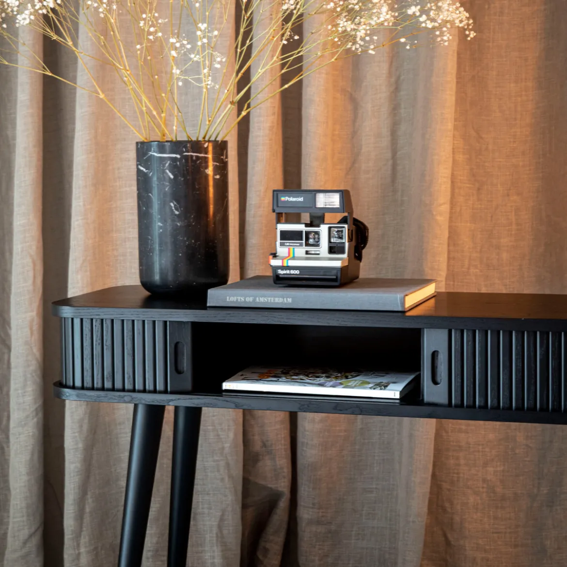 Zwarte design sidetable - Zuiver Barbier Black