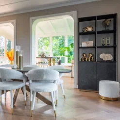 Zwarte vakkenkast met visgraat - Richmond Interiors Blackbone