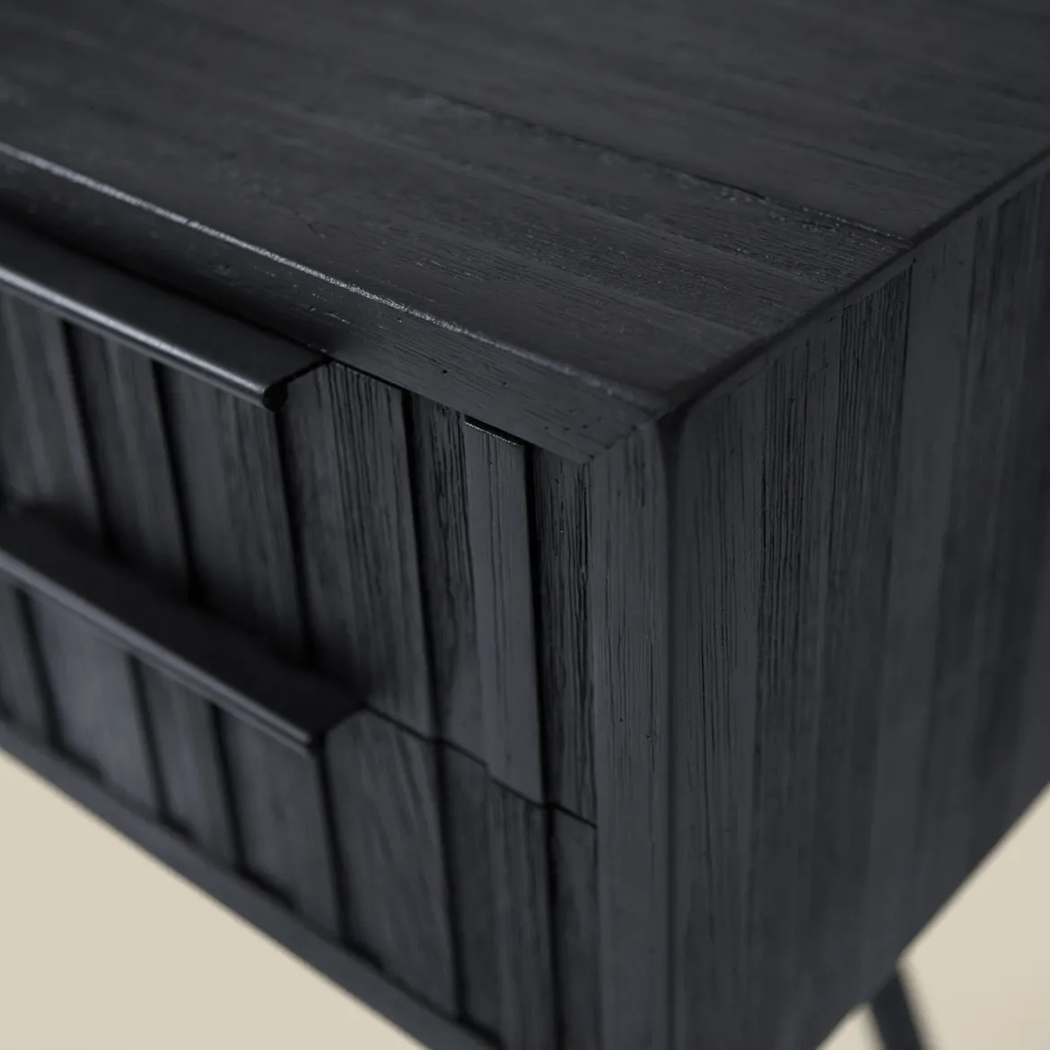 Zwarte wandtafel teak latjes - Bodio Teak Slats