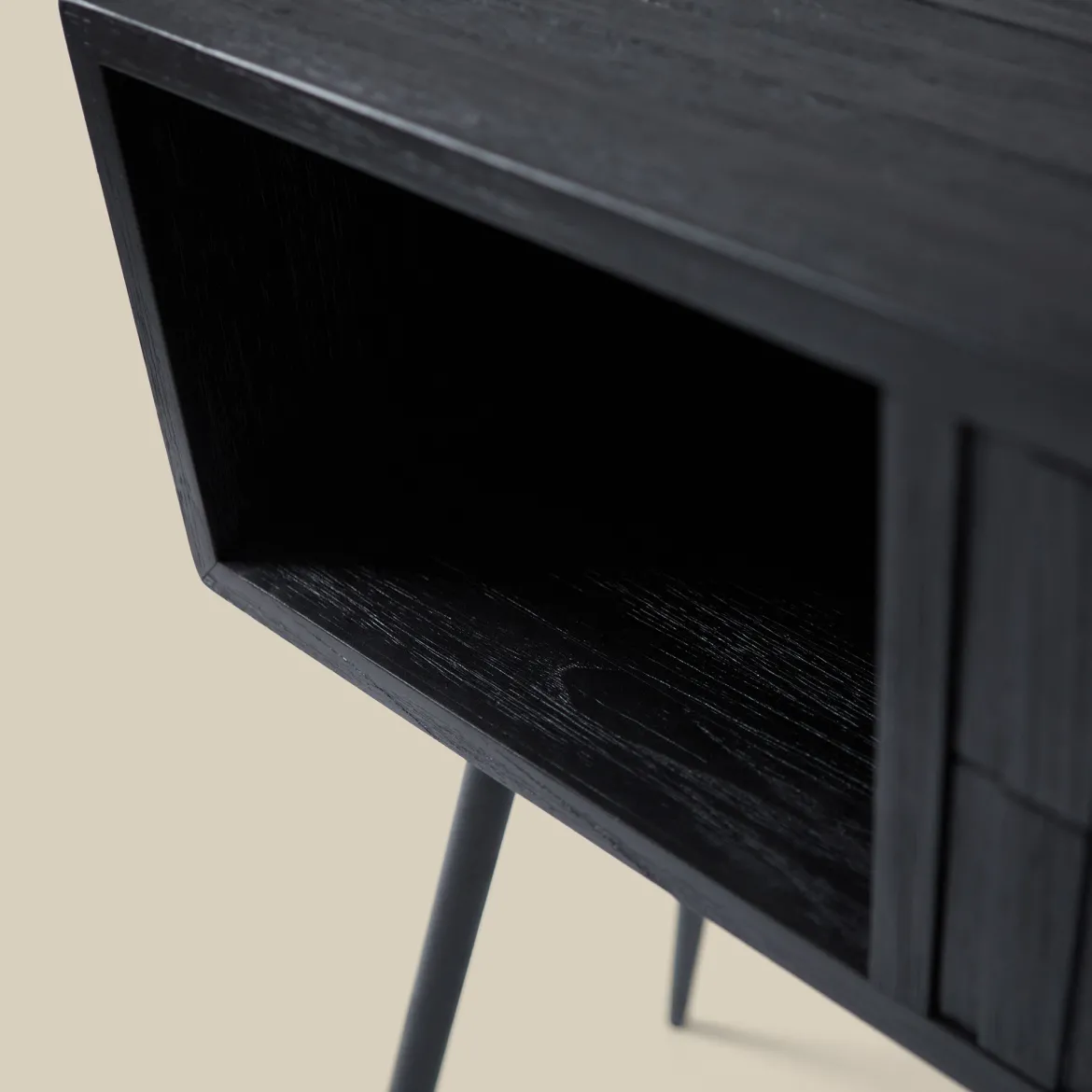 Zwarte wandtafel teak latjes - Bodio Teak Slats